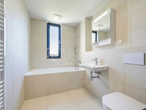 Pronájem bytu 2+kk, Praha - Karlín, Sokolova, 60 m2