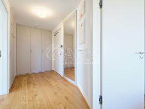 Pronájem bytu 2+kk, Praha - Karlín, Sokolova, 60 m2