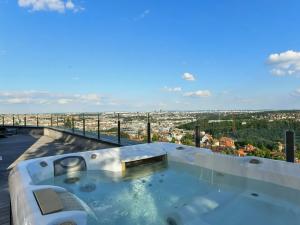 Prodej bytu 4+kk, Praha - Smíchov, U Plátenice, 165 m2