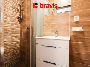 Pronájem bytu 2+kk, Česká, 48 m2