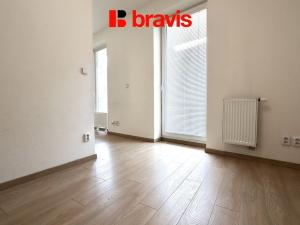 Pronájem bytu 1+kk, Brno, Přadlácká, 33 m2