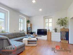 Prodej bytu 2+kk, Karlovy Vary - Stará Role, Svobodova, 62 m2