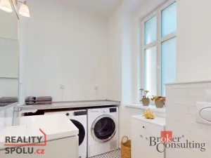 Prodej bytu 2+kk, Karlovy Vary - Stará Role, Svobodova, 62 m2