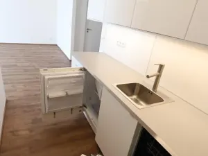Pronájem bytu 2+kk, Praha - Nusle, Na Pankráci, 62 m2