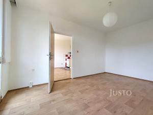 Pronájem bytu 1+1, Písek, nábřeží 1. máje, 39 m2