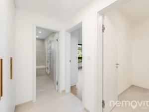 Pronájem bytu 2+kk, Praha - Nusle, Muzikova, 57 m2