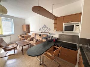 Pronájem bytu 1+kk, Brno - Žebětín, Keřová, 32 m2