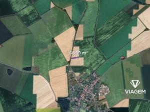Prodej podílu pole, Hnojice, 1383 m2