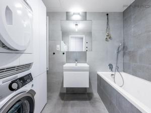 Pronájem bytu 3+kk, Praha - Košíře, Naskové, 95 m2