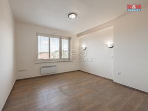 Prodej bytu 4+kk, Jankov, Blanická, 74 m2