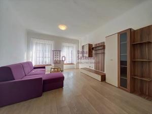 Pronájem bytu 1+1, Jindřichův Hradec, Růžová, 37 m2