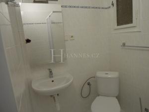 Pronájem bytu 1+1, Praha - Vokovice, Africká, 26 m2