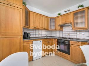 Pronájem bytu 3+1, Praha - Střížkov, Česákova, 68 m2