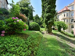 Pronájem bytu 3+kk, Praha - Smíchov, Na Březince, 90 m2