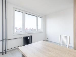 Pronájem bytu 1+kk, Praha - Záběhlice, Topolová, 31 m2