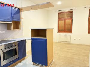 Pronájem bytu 1+kk, Kolín - Kolín I, 32 m2