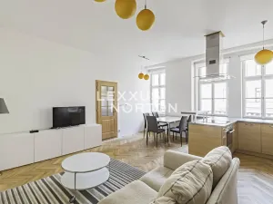 Pronájem bytu 2+kk, Praha - Nové Město, Na Poříčí, 58 m2