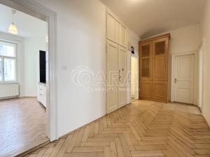 Pronájem bytu 3+1, Praha, Široká, 110 m2