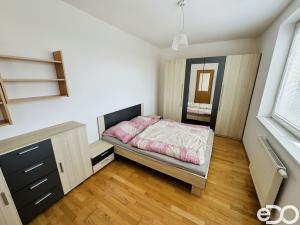 Pronájem bytu 2+kk, Praha, U Hostavického potoka, 49 m2