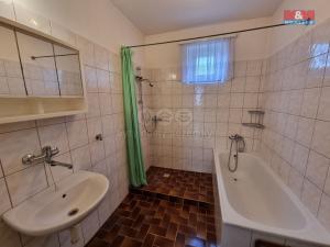 Prodej obchodního prostoru, Píšť, 180 m2