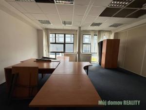 Pronájem kanceláře, Praha - Vysočany, Lisabonská, 20 m2