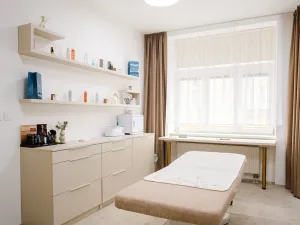 Pronájem obchodního prostoru, Ostrava, Přívozská, 26 m2