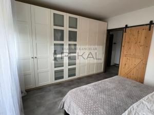 Pronájem bytu 2+kk, Praha - Hlubočepy, Voskovcova, 52 m2