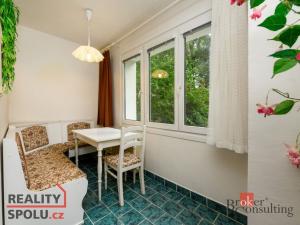 Prodej bytu 2+1, Plzeň - Doubravka, Ke Špitálskému lesu, 58 m2