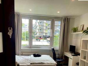 Pronájem bytu 1+kk, Praha - Malešice, Počernická, 24 m2