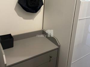 Pronájem bytu 1+kk, Praha - Malešice, Počernická, 24 m2