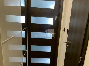 Pronájem bytu 1+kk, Praha - Malešice, Počernická, 24 m2
