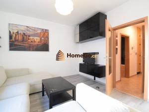 Pronájem bytu 2+kk, Praha - Strašnice, Strančická, 45 m2