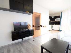 Pronájem bytu 2+kk, Praha - Strašnice, Strančická, 45 m2