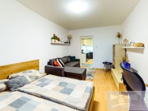 Pronájem bytu 2+1, Příbram, Čechovská, 60 m2