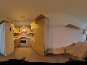 Pronájem bytu 2+kk, Praha - Kyje, Pelušková, 44 m2