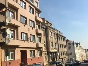 Pronájem bytu 1+kk, Praha - Břevnov, Šlikova, 26 m2
