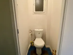 Pronájem bytu 1+kk, Praha - Břevnov, Šlikova, 26 m2