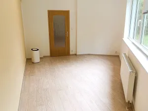 Prodej bytu 3+kk, Praha, Jeřabinová, 96 m2