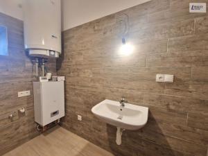 Prodej bytu 2+kk, Líšťany - Hunčice, 46 m2