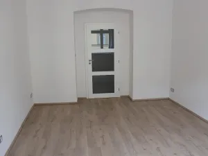 Pronájem bytu 2+1, Praha - Žižkov, Husitská, 46 m2