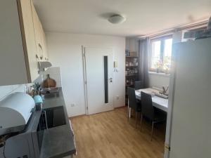 Pronájem bytu 2+1, České Budějovice - České Budějovice 7, nám. Bratří Čapků, 47 m2