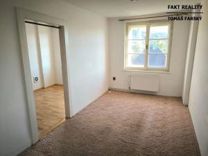 Pronájem bytu 2+1, Děčín, U Dvora, 60 m2