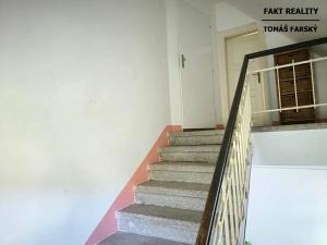 Pronájem bytu 2+1, Děčín, U Dvora, 60 m2