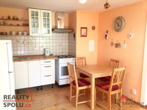 Prodej rodinného domu, Hlohovec, Ke kostelu, 50 m2