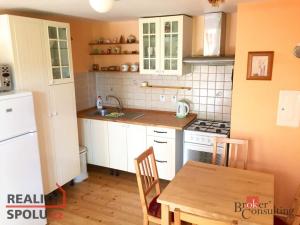 Prodej rodinného domu, Hlohovec, Ke kostelu, 50 m2