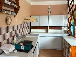 Prodej chalupy, Jesenec, 140 m2