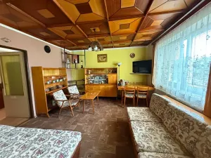 Prodej chalupy, Jesenec, 140 m2