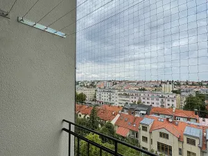 Pronájem bytu 2+kk, Praha - Břevnov, Šlikova, 47 m2