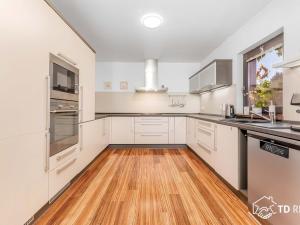 Prodej rodinného domu, Černá Hora, Pod Kaštany, 129 m2