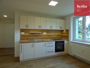 Pronájem bytu 2+1, Opava, Na Dolním poli, 45 m2